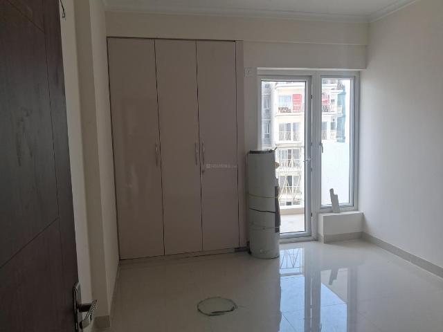2 BHK Apartment in Sector 68 for rent Gurgaon. The reference number is 19863909