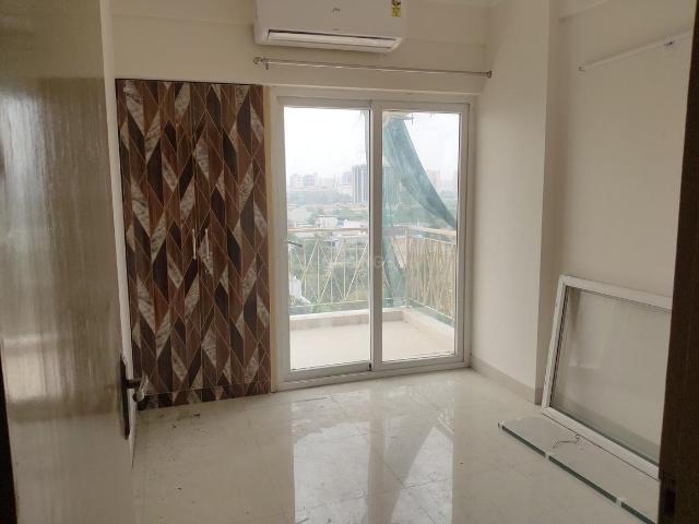 2 BHK Apartment in Sector 68 for rent Gurgaon. The reference number is 19900569