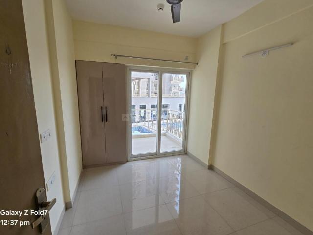 2 BHK Apartment in Sector 68 for rent Gurgaon. The reference number is 20096856
