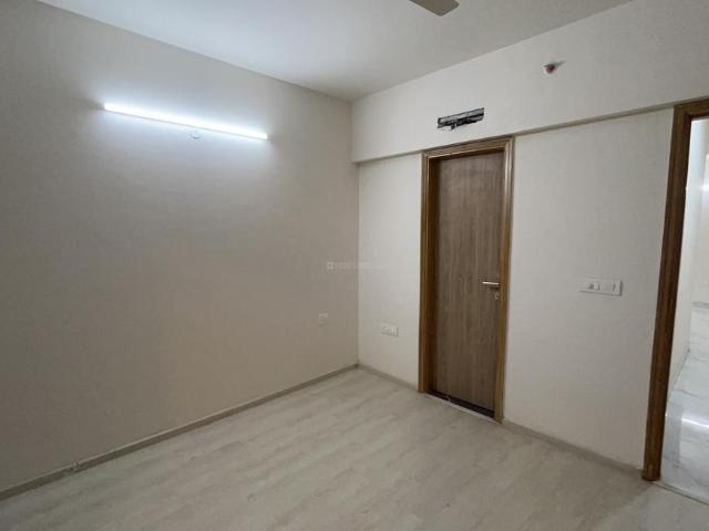 2 BHK Apartment in Sector 68 for rent Gurgaon. The reference number is 20368775