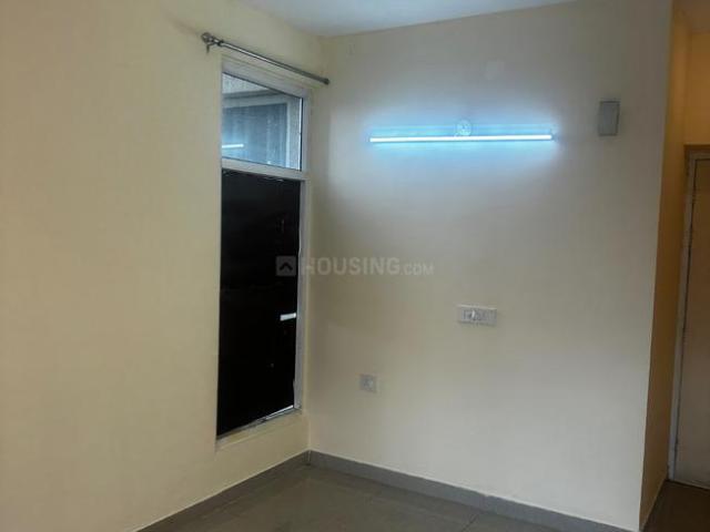 2 BHK Apartment in Sector 68 for resale Gurgaon. The reference number is 19670293
