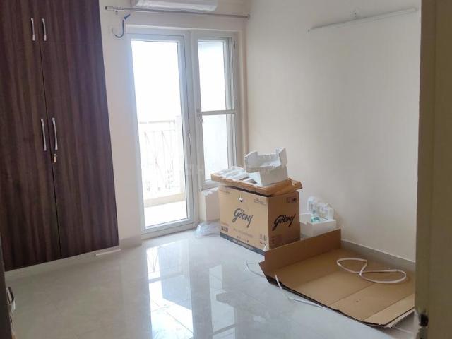 2 BHK Apartment in Sector 68 for resale Gurgaon. The reference number is 19769408