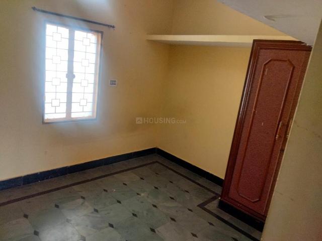 2 BHK Apartment in Sector 69 for rent Gurgaon. The reference number is 12770856