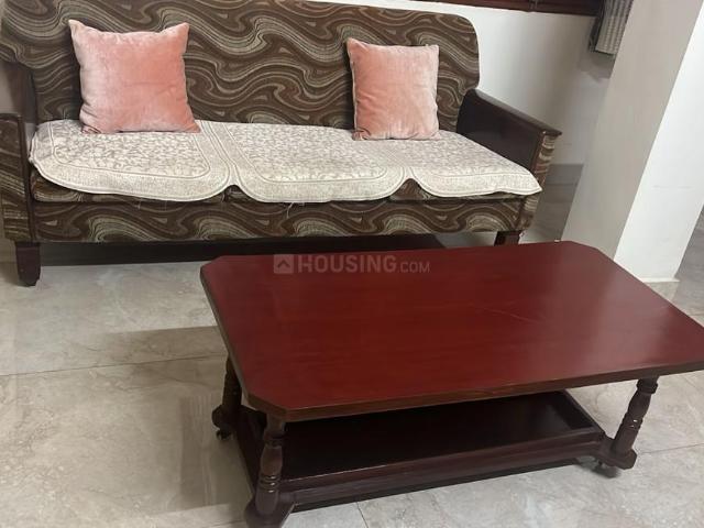 2 BHK Apartment in Sector 69 for rent Gurgaon. The reference number is 17617644