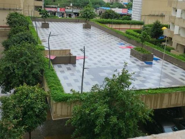 2 BHK Apartment in Sector 69 for rent Gurgaon. The reference number is 18129825
