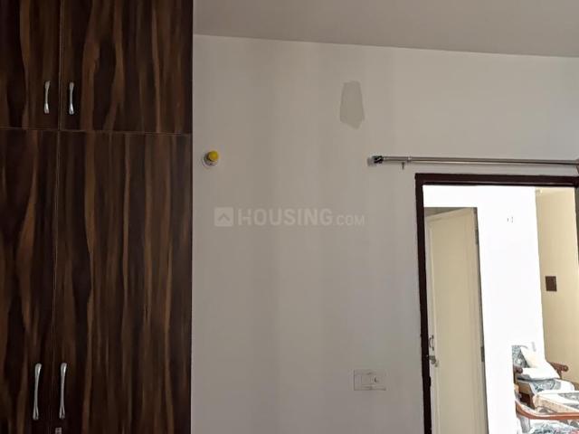 2 BHK Apartment in Sector 69 for rent Gurgaon. The reference number is 19484559