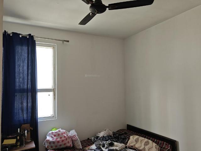 2 BHK Apartment in Sector 69 for rent Gurgaon. The reference number is 19543807