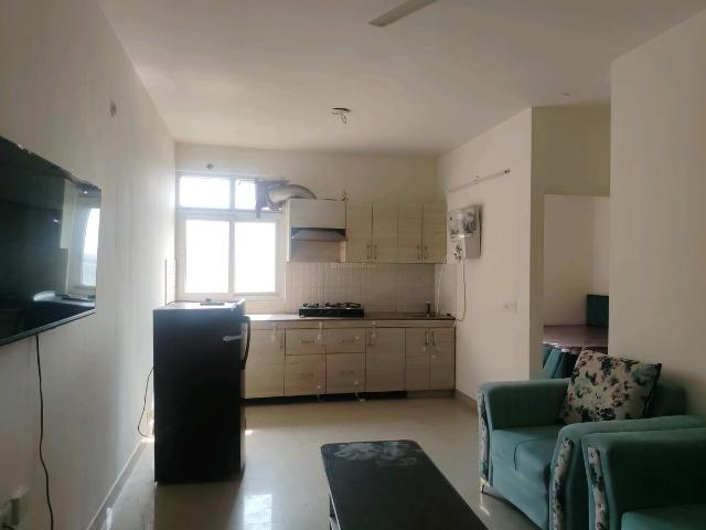2 BHK Apartment in Sector 69 for rent Gurgaon. The reference number is 19581975