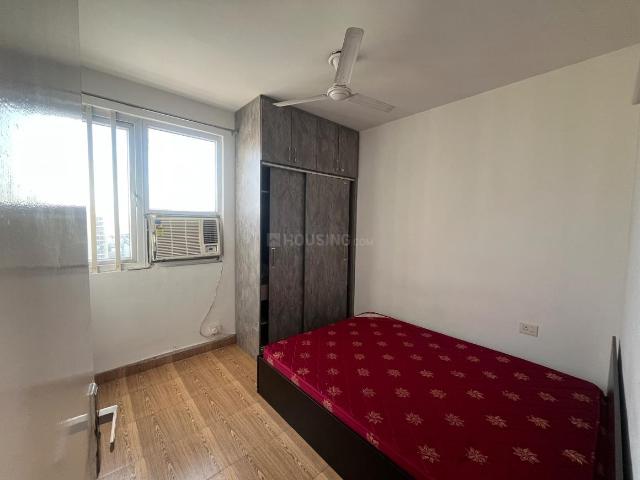 2 BHK Apartment in Sector 69 for rent Gurgaon. The reference number is 19660365