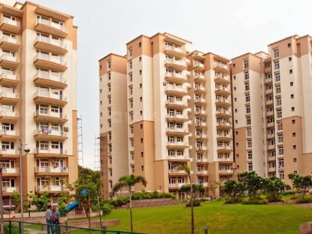 2 BHK Apartment in Sector 69 for rent Gurgaon. The reference number is 19823988