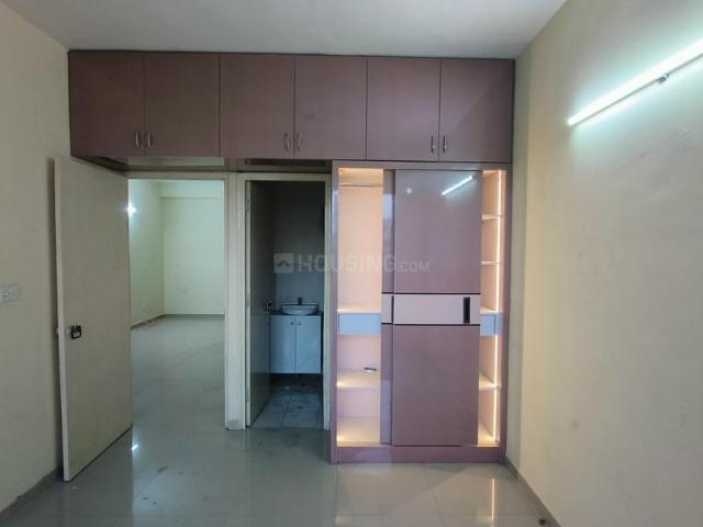 2 BHK Apartment in Sector 69 for rent Gurgaon. The reference number is 19113890