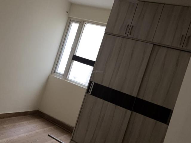 2 BHK Apartment in Sector 69 for rent Gurgaon. The reference number is 20375980