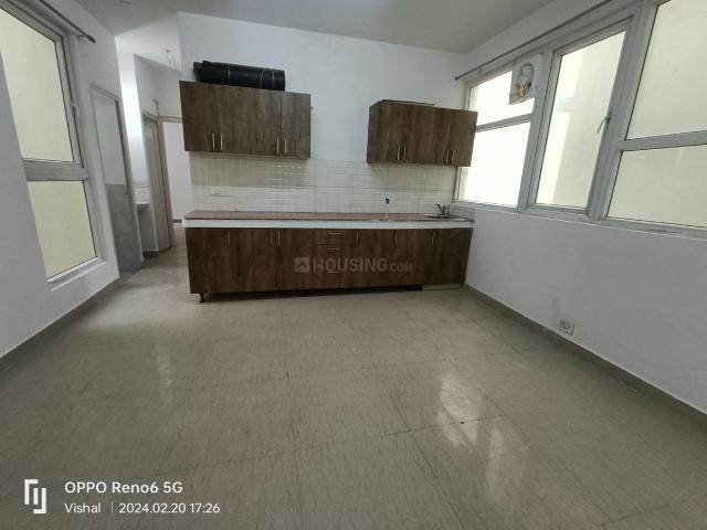 2 BHK Apartment in Sector 69 for resale Gurgaon. The reference number is 19113365