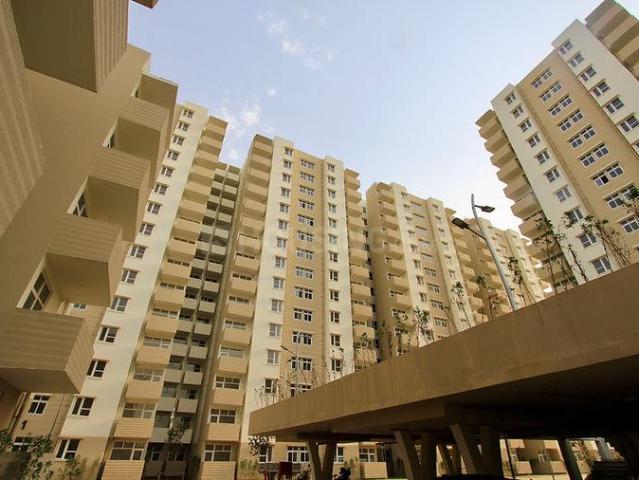 2 BHK Apartment in Sector 69 for resale Gurgaon. The reference number is 20810580