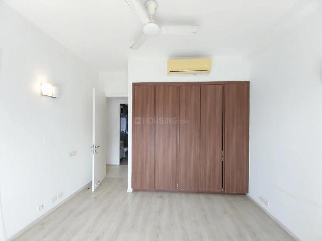 2 BHK Apartment in Sector 60 for resale Gurgaon. The reference number is 20068646