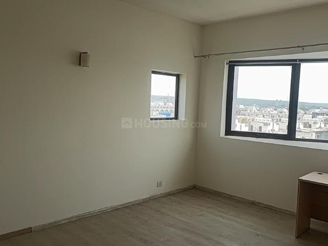 2 BHK Apartment in Sector 60 for resale Gurgaon. The reference number is 20143434