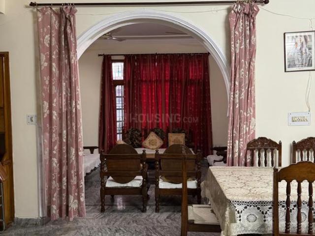 2 BHK Apartment in Sector 61 for rent Mohali. The reference number is 20776744