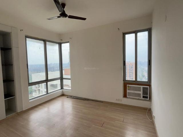 2 BHK Apartment in Sector 61 for rent Gurgaon. The reference number is 20582355