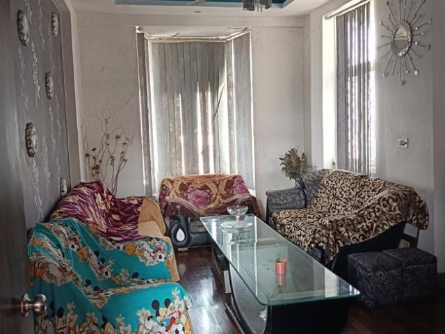 2 BHK Apartment in Sector 62 for rent Noida. The reference number is 20586407