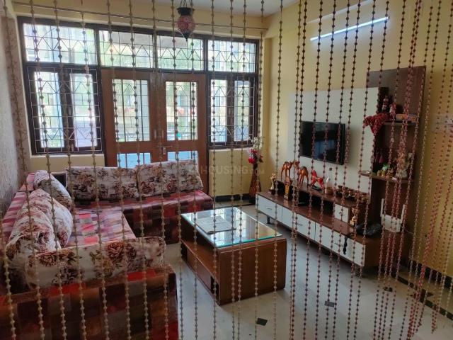 2 BHK Apartment in Sector 62 for rent Noida. The reference number is 20677721