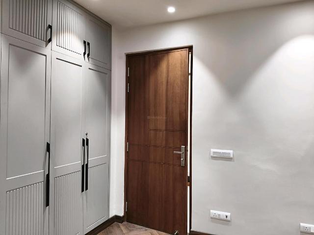 2 BHK Apartment in Sector 62 for rent Gurgaon. The reference number is 13467626