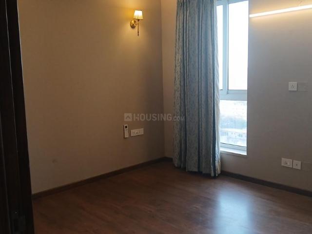 2 BHK Apartment in Sector 62 for rent Gurgaon. The reference number is 20062011