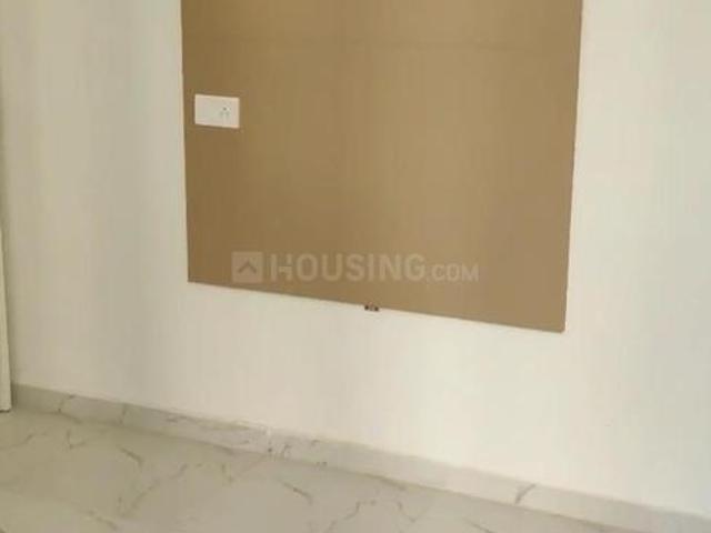 2 BHK Apartment in Sector 62 for rent Gurgaon. The reference number is 20180889