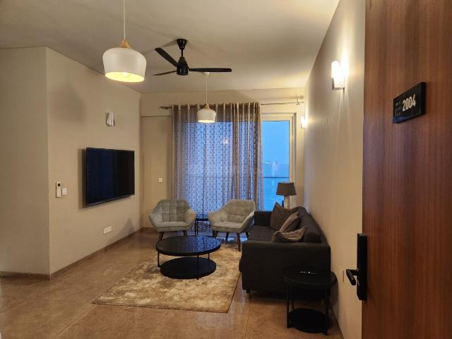 2 BHK Apartment in Sector 62 for resale Gurgaon. The reference number is 19947206