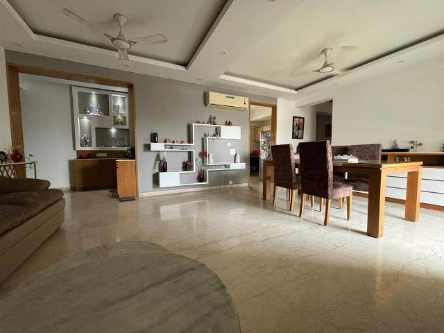 2 BHK Apartment in Sector 63 for rent Gurgaon. The reference number is 19817482
