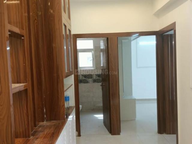 2 BHK Apartment in Sector 63 for rent Gurgaon. The reference number is 19891120