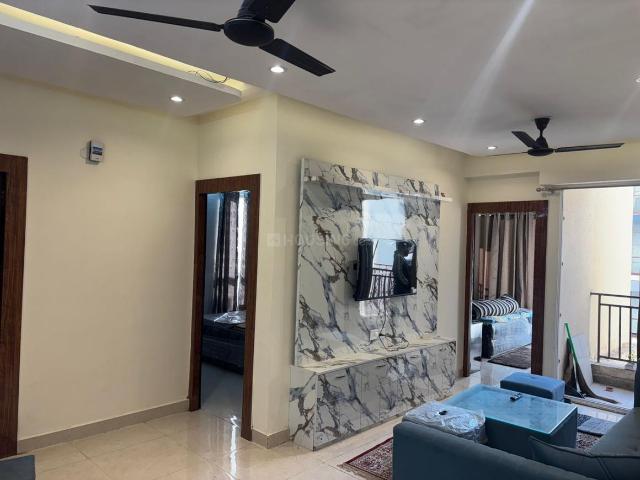 2 BHK Apartment in Sector 63 for rent Gurgaon. The reference number is 19942428