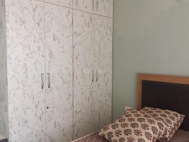 2 BHK Apartment in Sector 63 for rent Gurgaon. The reference number is 20419250