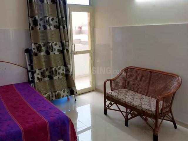 2 BHK Apartment in Sector 63 for rent Gurgaon. The reference number is 20439744