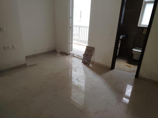 2 BHK Apartment in Sector 63 for rent Gurgaon. The reference number is 20044710