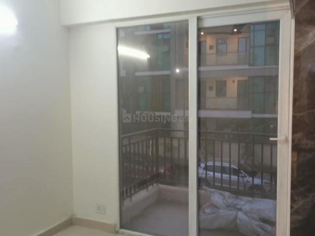 2 BHK Apartment in Sector 63 for rent Gurgaon. The reference number is 20084120