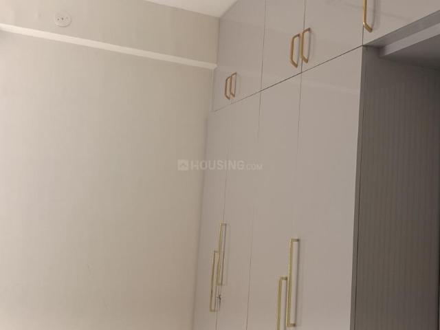 2 BHK Apartment in Sector 63 for rent Gurgaon. The reference number is 20103961