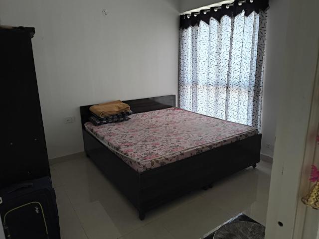 2 BHK Apartment in Sector 63 for rent Gurgaon. The reference number is 20208471