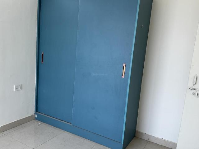 2 BHK Apartment in Sector 63 for rent Gurgaon. The reference number is 20306874