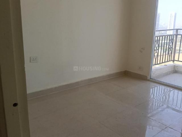2 BHK Apartment in Sector 63 for resale Gurgaon. The reference number is 19761494