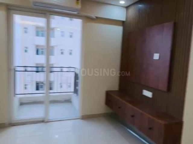 2 BHK Apartment in Sector 63 for resale Gurgaon. The reference number is 19848228