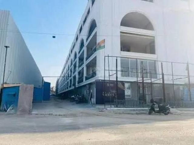 2 BHK Apartment in Sector 63 for resale Gurgaon. The reference number is 19979596