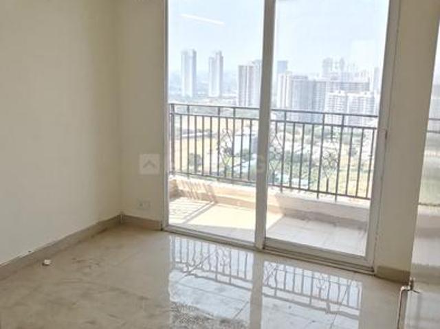 2 BHK Apartment in Sector 63 for resale Gurgaon. The reference number is 20392530