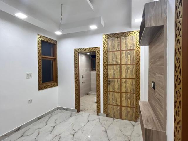 2 BHK Apartment in Sector 6 Dwarka for resale New Delhi. The reference number is 12771379