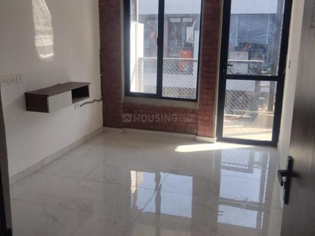 2 BHK Apartment in Sector 6 for rent Sohna. The reference number is 19713941