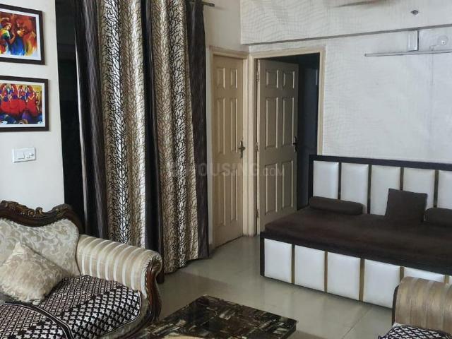 2 BHK Apartment in Sector 74 for rent Noida. The reference number is 18923518