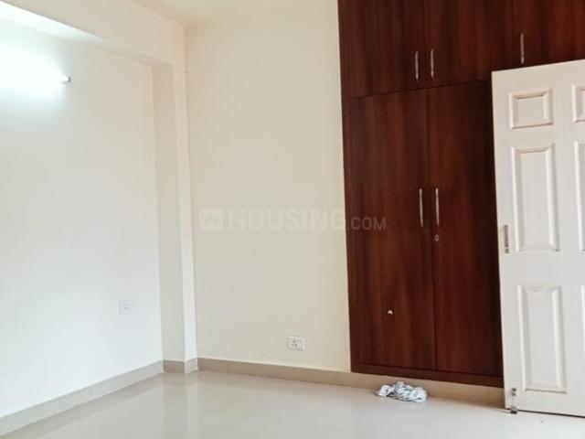2 BHK Apartment in Sector 74 for rent Noida. The reference number is 20629066