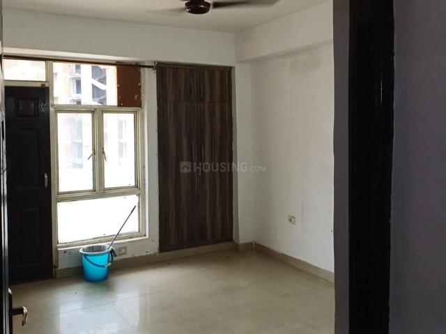 2 BHK Apartment in Sector 74 for rent Noida. The reference number is 20666258