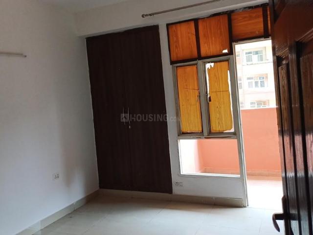 2 BHK Apartment in Sector 74 for rent Noida. The reference number is 20666964