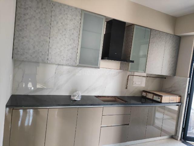 2 BHK Apartment in Sector 74 for rent Gurgaon. The reference number is 19750627