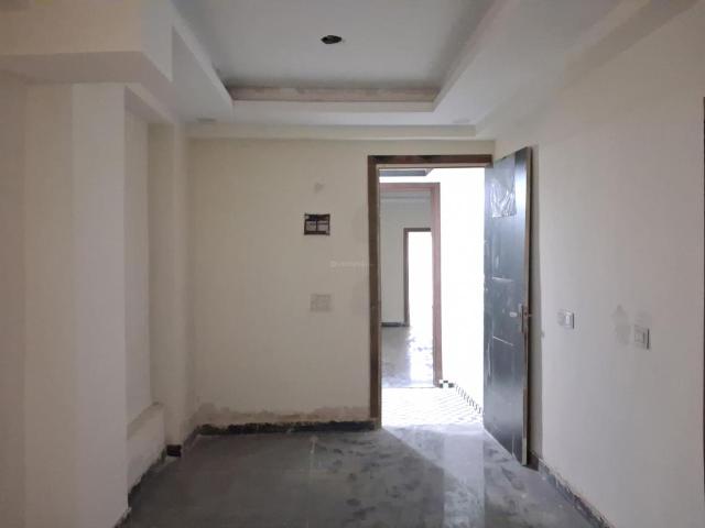 2 BHK Apartment in Sector 74 for resale Noida. The reference number is 19699626